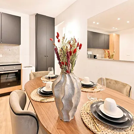 Galeries Lafayette By Prestige *